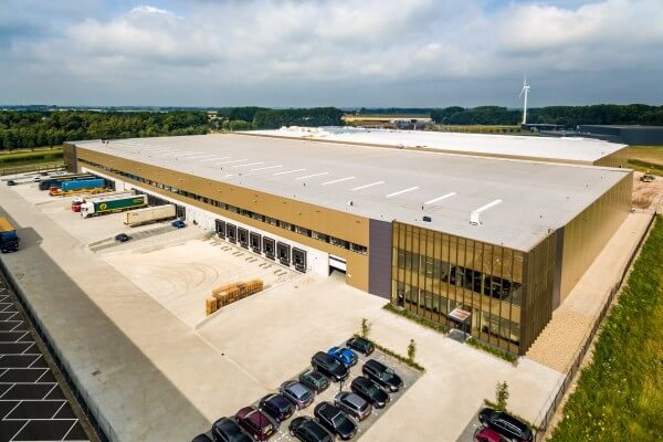 DHG VERKOOPT SMARTLOG MOERDIJK 1 VAN 43.560 M² AAN REAL I.S.