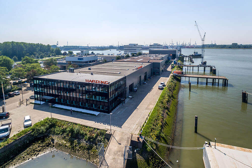 DHG VERWERFT BEDRIJFSCOMPLEX VAN WARTSILA EN VERHUURT AAN HARDING SAFETY NETHERLANDS