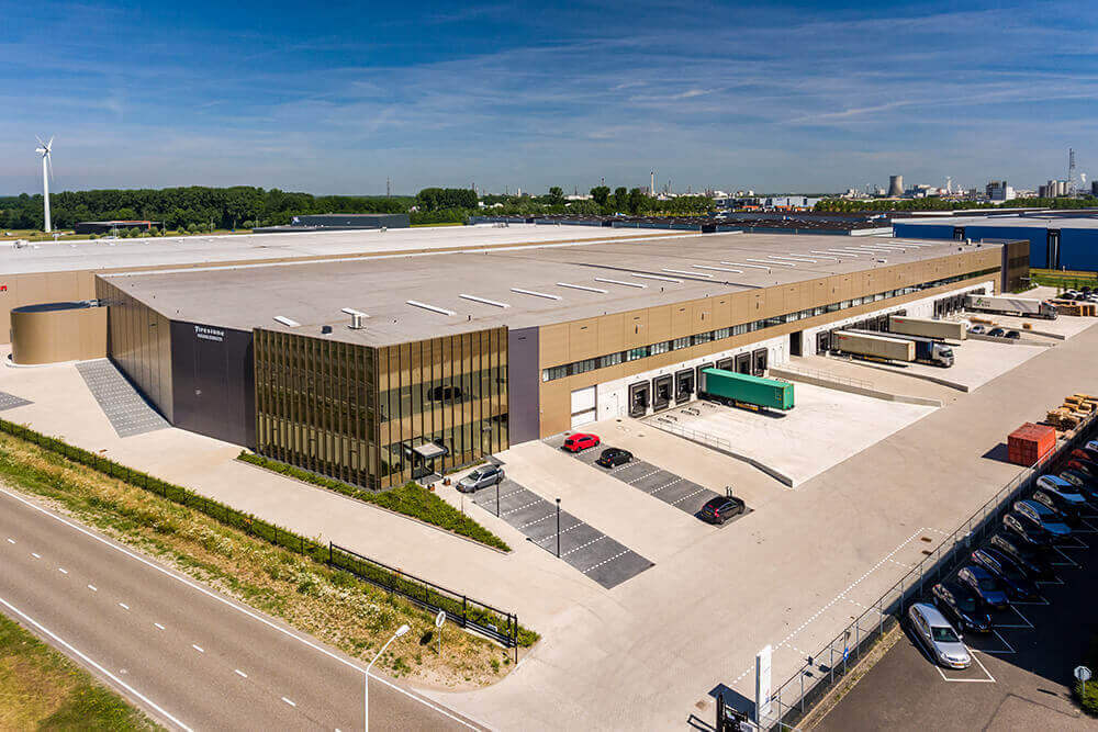 DHG ONTWIKKELT LOGISTIEK COMPLEX “SMARTLOG MOERDIJK” VAN 42.216 M²