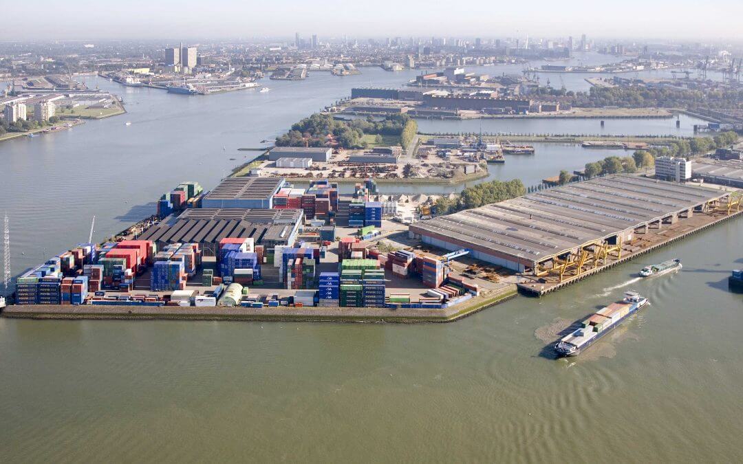 DHG KOOPT TERMINAL VAN 4 HA VAN ARCELOR MITTAL EN SLUIT DIVERSE HUURCONTRACTEN