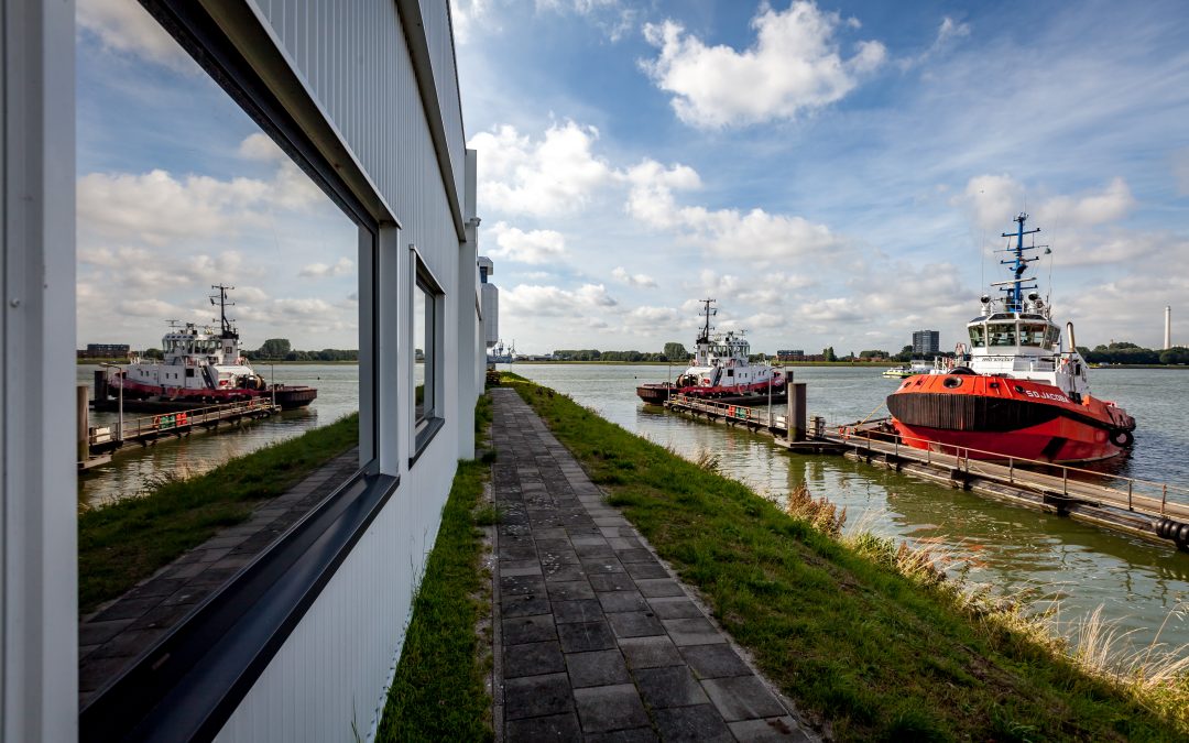 DHG VERHUURT KANTOOR EN LIGPLAATSEN IN SCHIEDAM AAN BOLUDA TOWAGE ROTTERDAM BV